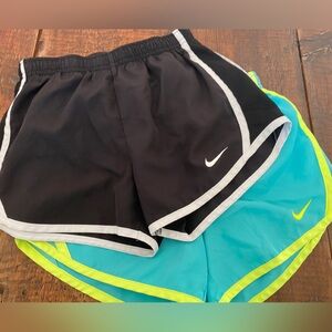 NIKE DRI-FIT Sport Short Girls 6X LOT (2 Pair)